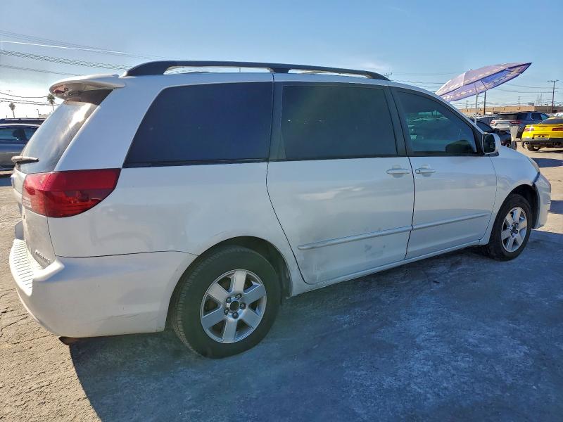 Photo 3 from auction – 2004 TOYOTA SIENNA XLE with VIN 5TDZA22C94S199835