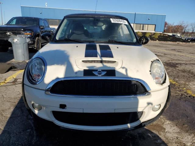 Photo 5 from auction – 2009 MINI COOPER S with VIN WMWMF73539TX40005