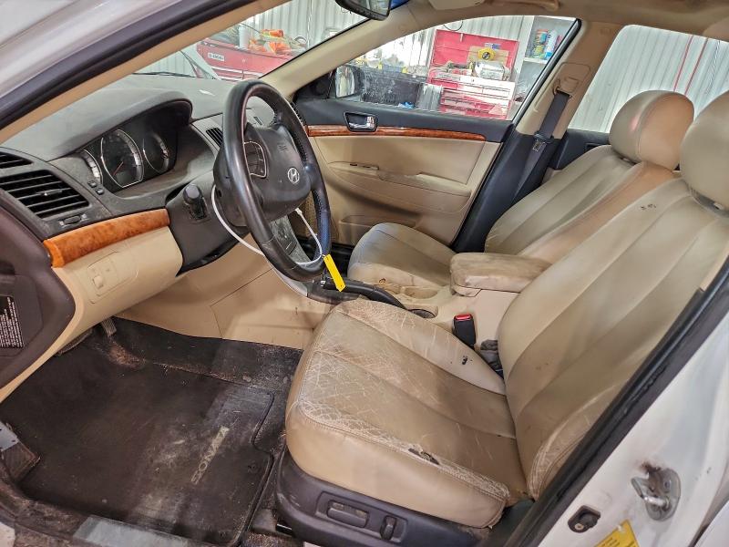Photo 7 from auction – 2010 HYUNDAI SONATA SE with VIN 5NPEU4AC5AH652000