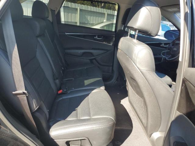Photo 11 from auction – 2017 KIA SORENTO EX with VIN 5XYPH4A54HG200216