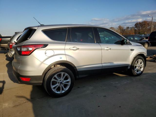Zdjęcie 3 z aukcji – 2017 FORD ESCAPE SE z VIN 1FMCU0GD2HUD52667