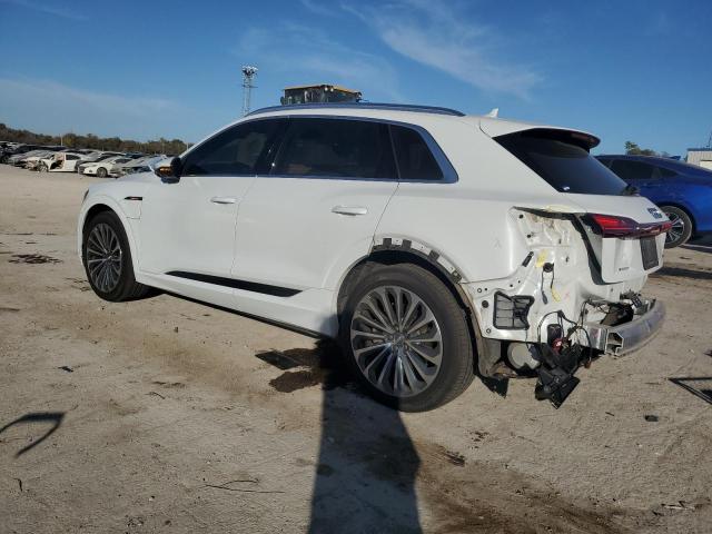 Photo 2 from auction – 2019 AUDI E-TRON PRE with VIN WA1VABGEXKB011296