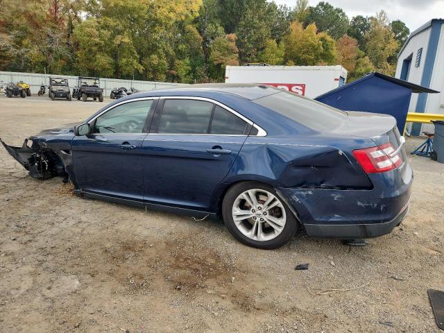 Photo 2 from auction – 2016 FORD TAURUS SEL with VIN 1FAHP2E88GG137686