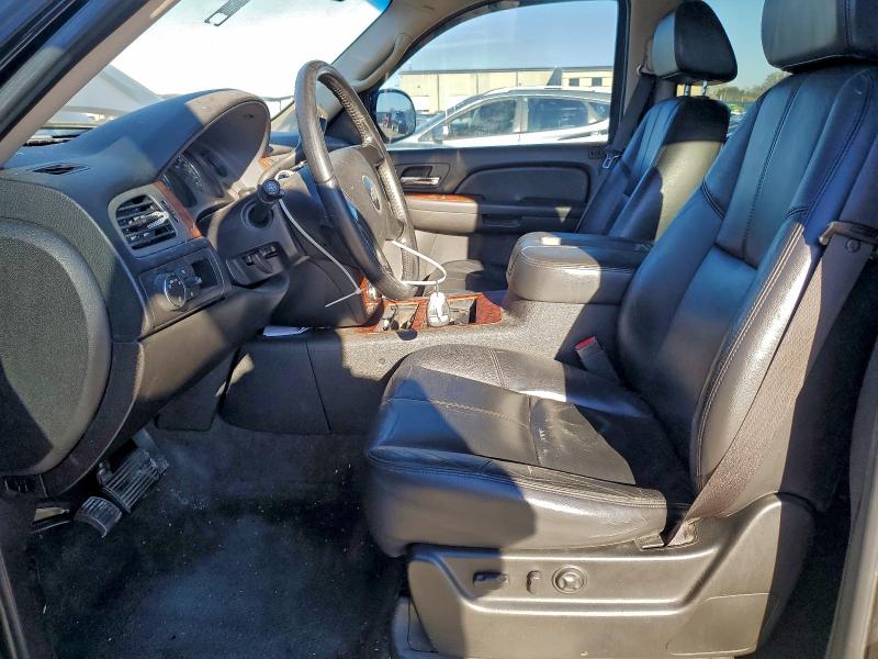 Photo 7 from auction – 2008 CHEVROLET SUBURBAN C with VIN 3GNFC16048G173002