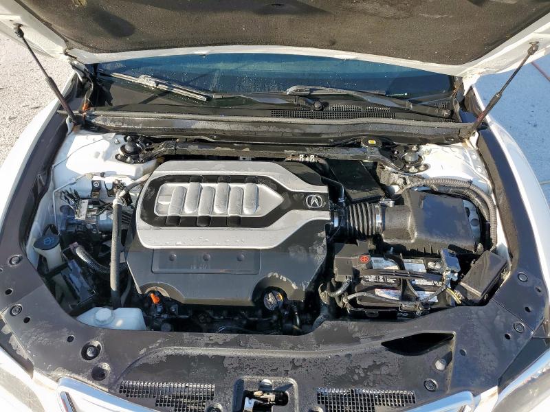 Photo 11 from auction – 2014 ACURA RLX with VIN JH4KC1F37EC002484