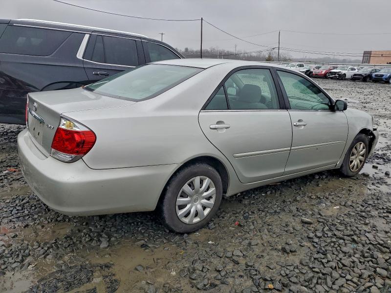 Photo 3 from auction – 2005 TOYOTA CAMRY LE with VIN 4T1BE32K85U965341