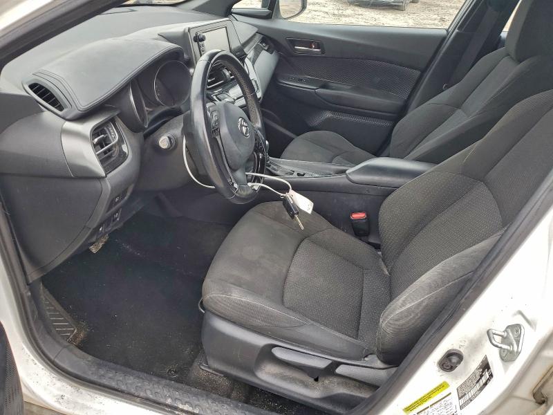 Photo 7 from auction – 2018 TOYOTA C-HR XLE with VIN NMTKHMBX2JR017978
