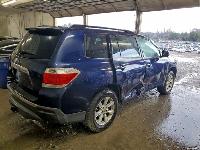 Photo 3 from auction – 2012 TOYOTA HIGHLANDER with VIN 5TDZK3EHXCS070334