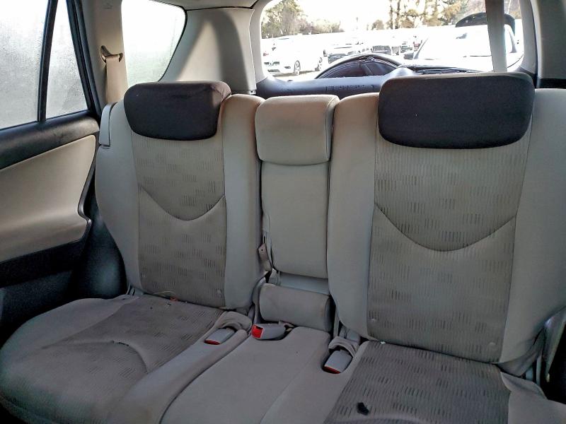 Photo 10 from auction – 2010 TOYOTA RAV4 with VIN JTMZF4DVXAD022648