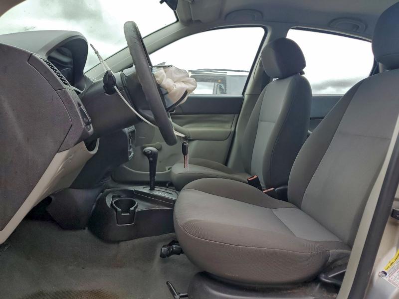 Photo 7 from auction – 2007 FORD FOCUS ZX4 with VIN 1FAFP34N37W352855