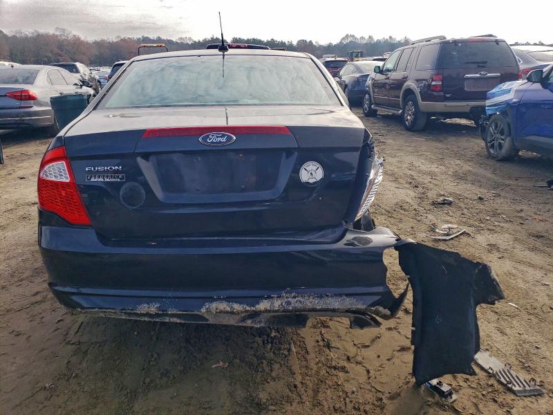 Photo 6 from auction – 2011 FORD FUSION S with VIN 3FAHP0GA4BR331444