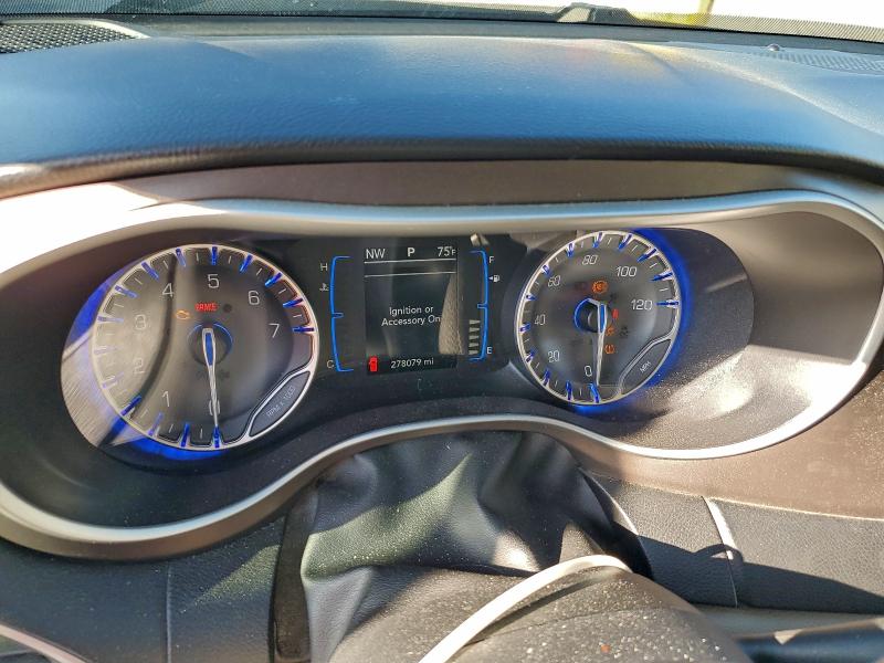 Photo 9 from auction – 2017 CHRYSLER PACIFICA T with VIN 2C4RC1BG6HR771790