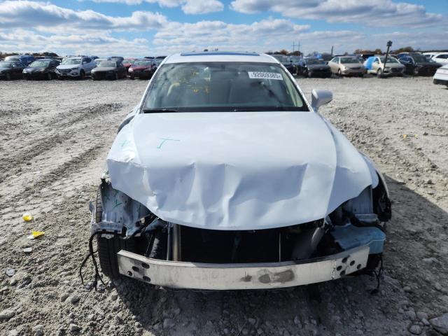 Photo 5 from auction – 2016 LEXUS IS 300 with VIN JTHCM1D22G5014562