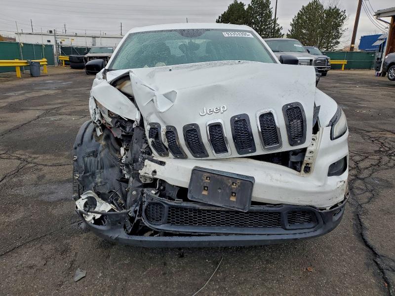 Photo 5 from auction – 2014 JEEP CHEROKEE S with VIN 1C4PJMAB6EW242296