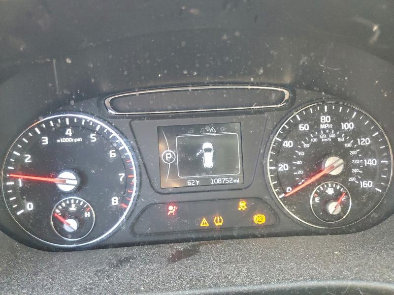Photo 9 from auction – 2016 KIA SORENTO LX with VIN 5XYPG4A30GG005505