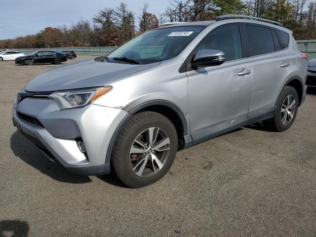 TOYOTA RAV4 XLE 2017 with VIN 2T3RFREV9HW672936 - Photo from auction