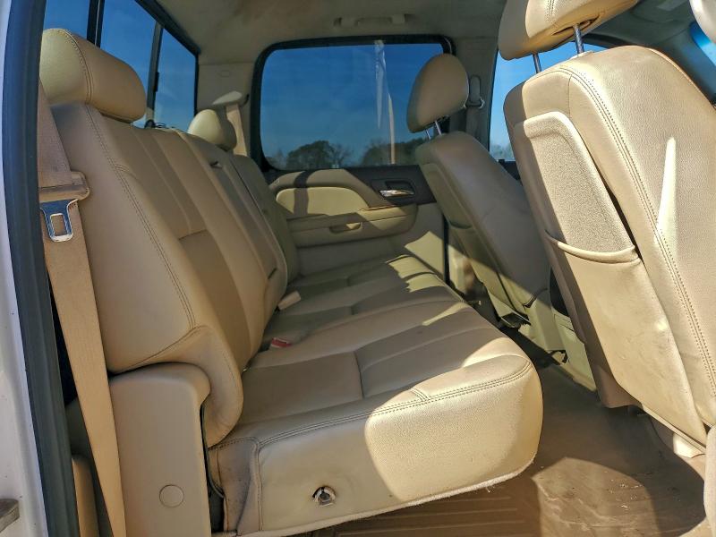 Photo 10 from auction – 2010 CHEVROLET SILVERADO with VIN 3GCRKTE28AG204605