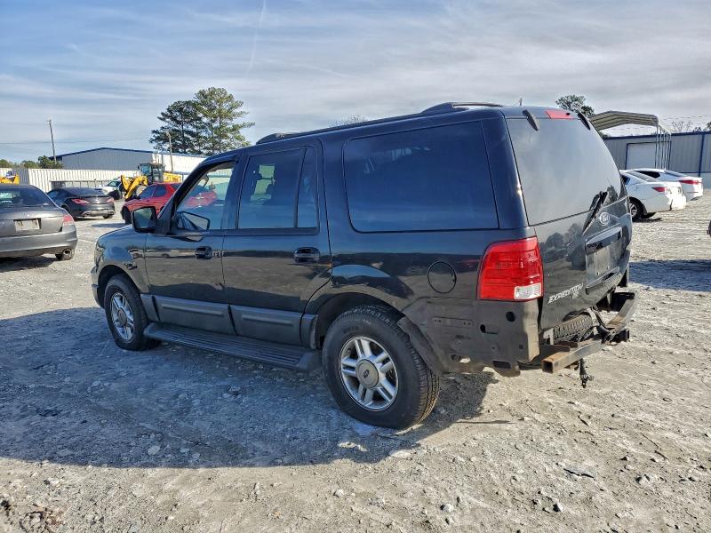 Photo 2 from auction – 2003 FORD EXPEDITION with VIN 1FMRU15W43LC03633