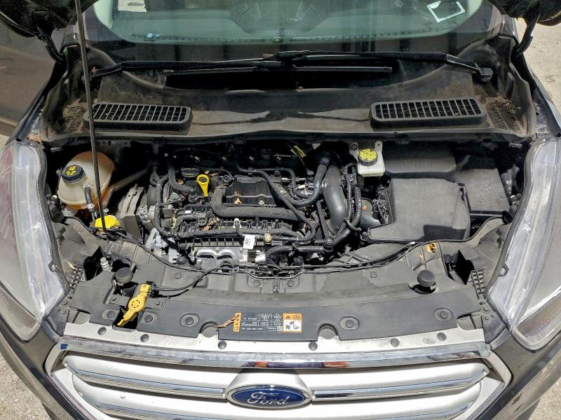 Photo 12 from auction – 2019 FORD ESCAPE SE with VIN 1FMCU9GD2KUB33185