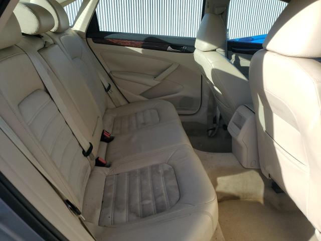 Photo 10 from auction – 2012 VOLKSWAGEN PASSAT SEL with VIN 1VWCN7A39CC032042