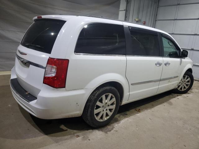 Photo 3 from auction – 2015 CHRYSLER TOWN & COU with VIN 2C4RC1BG3FR629359