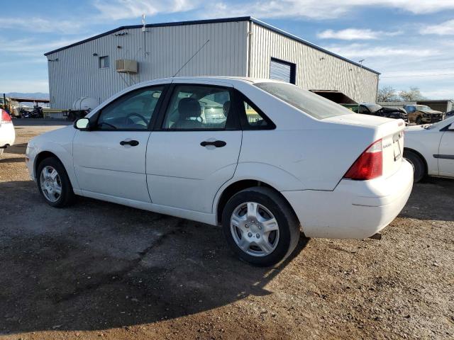 Photo 2 from auction – 2005 FORD FOCUS ZX4 with VIN 1FAFP34N65W144935