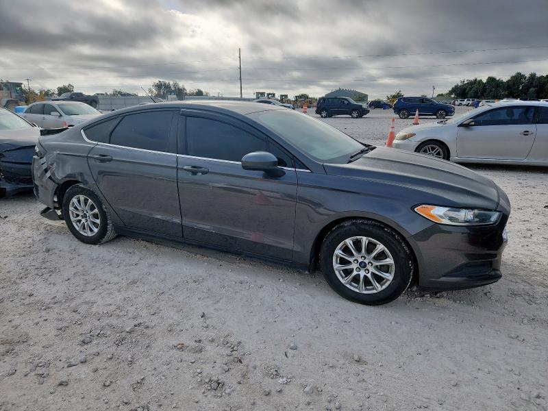 Photo 4 from auction – 2015 FORD FUSION S with VIN 3FA6P0G71FR244277
