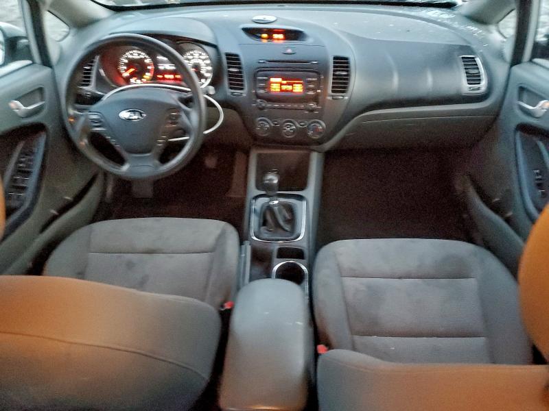 Photo 8 from auction – 2017 KIA FORTE LX with VIN 3KPFK4A74HE046120