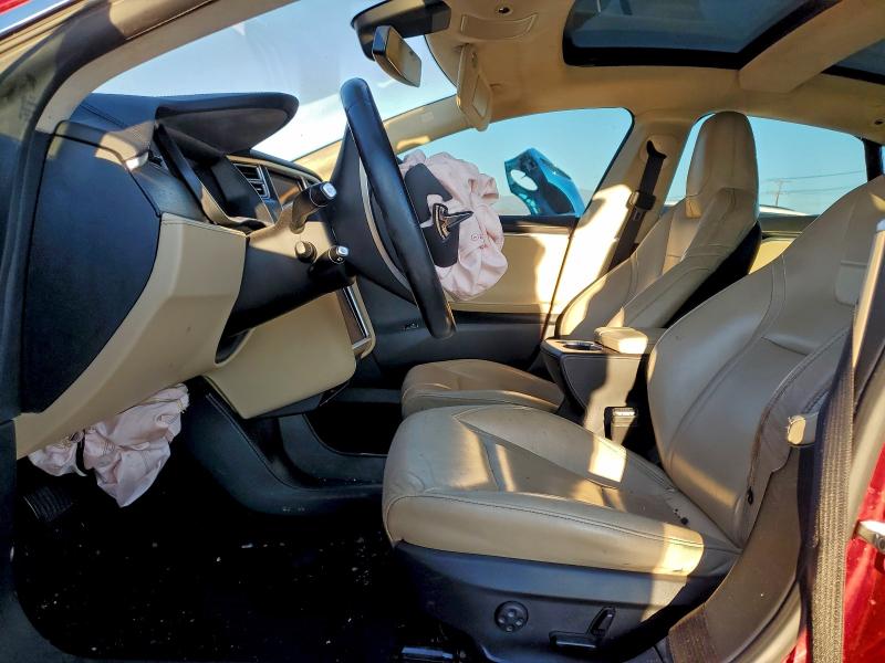 Photo 7 from auction – 2015 TESLA MODEL S 85 with VIN 5YJSA1H24FF098154
