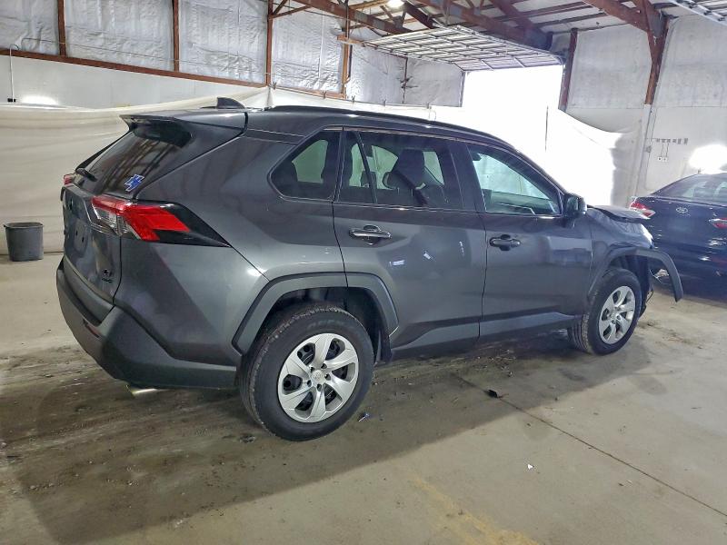 Photo 3 from auction – 2020 TOYOTA RAV4 LE with VIN 2T3F1RFV3LC116485