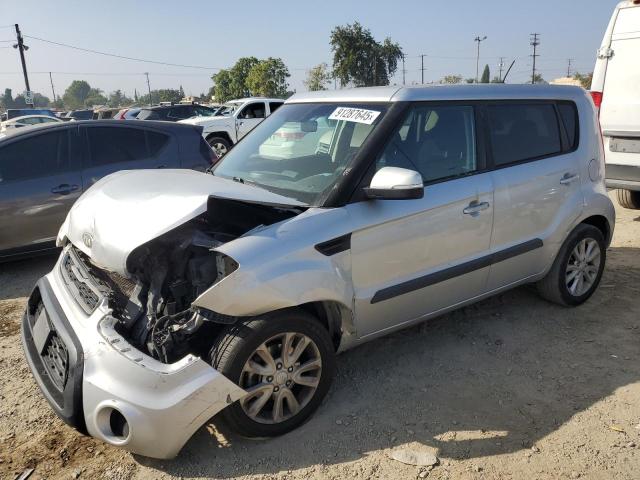 KIA SOUL + 2013 с VIN KNDJT2A6XD7761237 - Снимка от търг