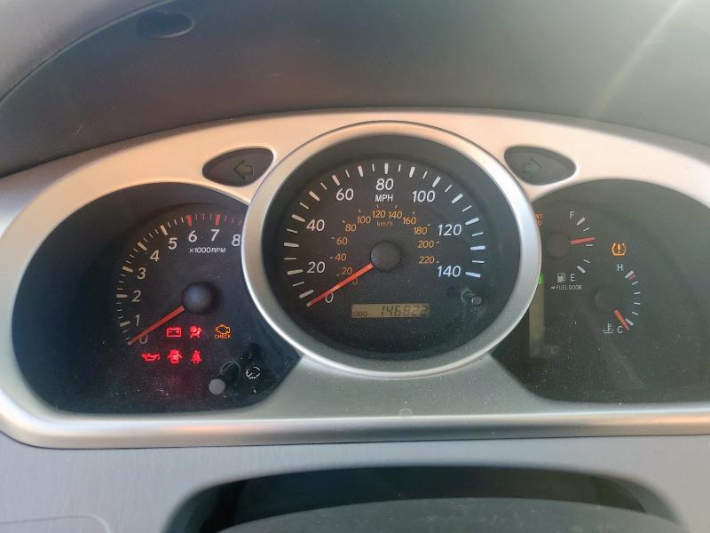 Photo 9 from auction – 2004 TOYOTA HIGHLANDER with VIN JTEGP21A740004027