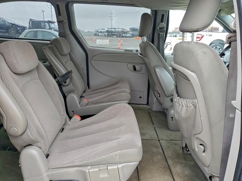 Photo 11 from auction – 2007 CHRYSLER TOWN & COU with VIN 2A4GP44R77R190190