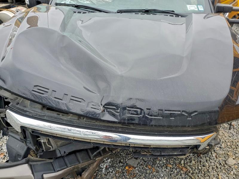 Photo 11 from auction – 2022 FORD F350 SUPER with VIN 1FT8W3DT4NED28362