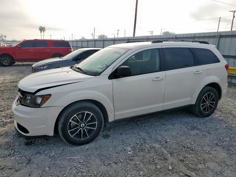 DODGE JOURNEY SE 2018 with VIN 3C4PDCAB9JT529701 - Photo from auction