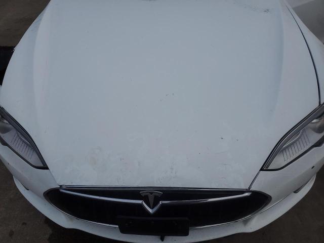 Photo 11 from auction – 2015 TESLA MODEL S with VIN 5YJSA1H2XFFP70380