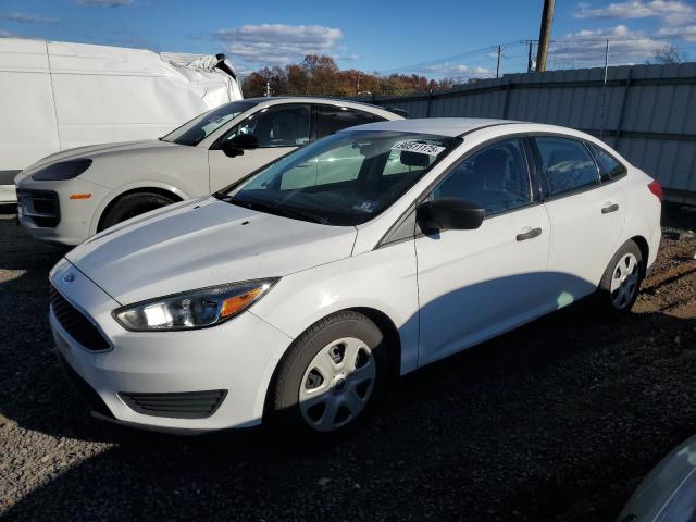 FORD FOCUS 2015 with VIN 1FADP3E29FL364861 - Photo from auction