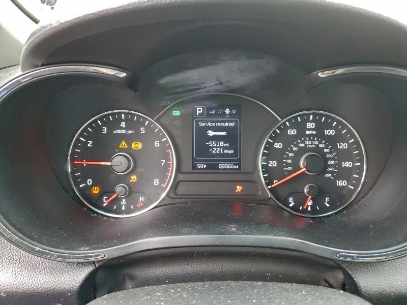 Photo 9 from auction – 2018 KIA FORTE LX with VIN 3KPFL4A76JE241199