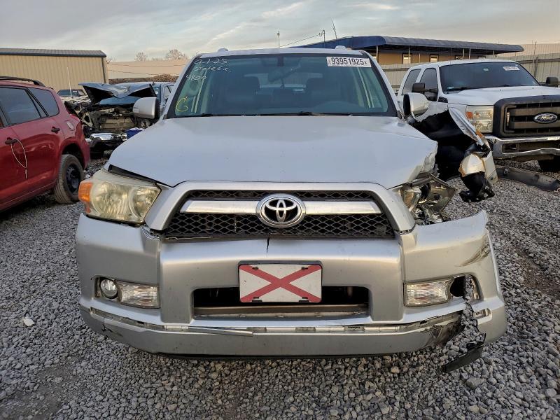 Photo 5 from auction – 2011 TOYOTA 4RUNNER SR with VIN JTEZU5JR2B5014800