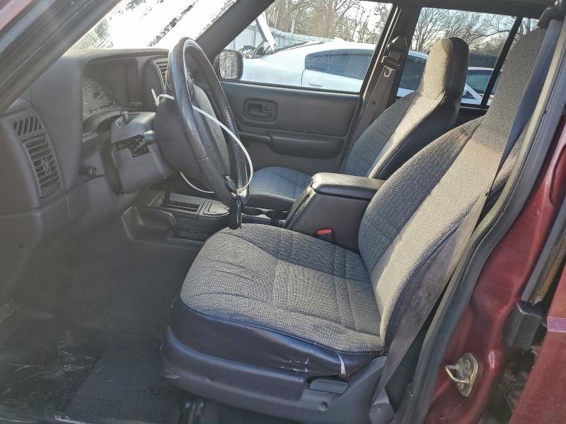 Photo 7 from auction – 2000 JEEP CHEROKEE S with VIN 1J4FF48S5YL143813