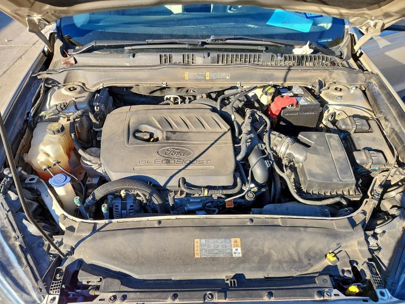 Photo 11 from auction – 2017 FORD FUSION SE with VIN 3FA6P0HDXHR246407