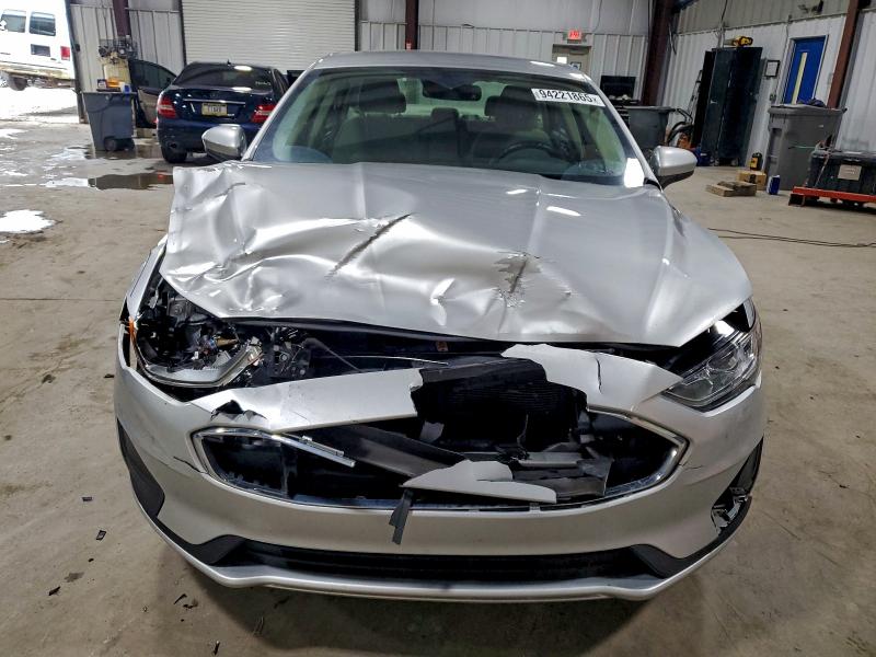Photo 5 from auction – 2019 FORD FUSION SE with VIN 3FA6P0LU2KR214579