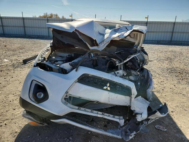 Photo 5 from auction – 2015 MITSUBISHI OUTLANDER with VIN 4A4AR4AUXFE048080