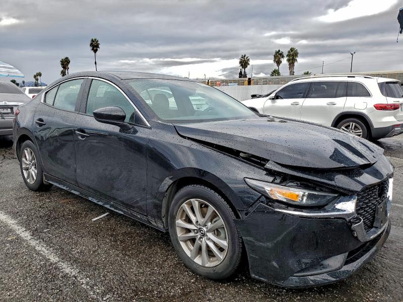 Photo 4 from auction – 2019 MAZDA 3 with VIN 3MZBPABL8KM112494
