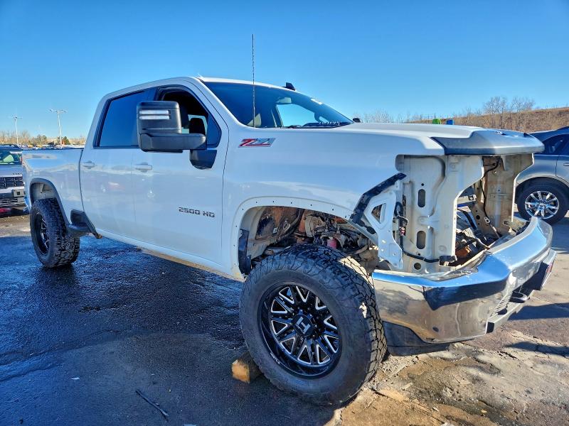 Photo 4 from auction – 2021 CHEVROLET SILVERADO with VIN 1GC1YNEY3MF181543