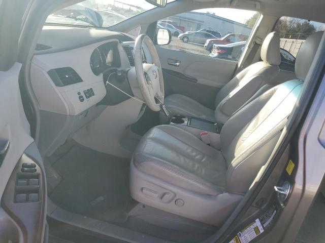Снимка 7 от търг – 2011 TOYOTA SIENNA XLE с VIN 5TDYK3DC2BS045976