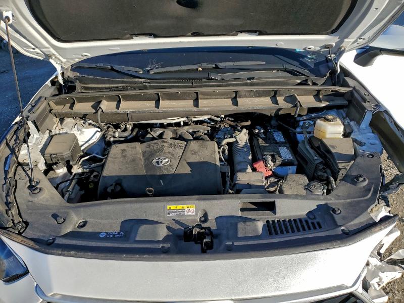 Photo 12 from auction – 2022 TOYOTA HIGHLANDER with VIN 5TDGZRBH0NS241606