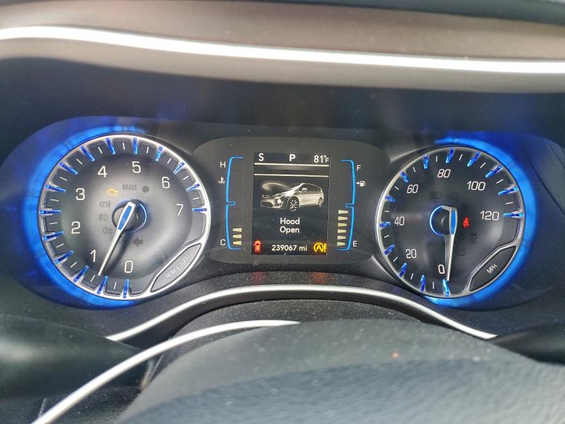 Photo 9 from auction – 2017 CHRYSLER PACIFICA T with VIN 2C4RC1BG4HR777362
