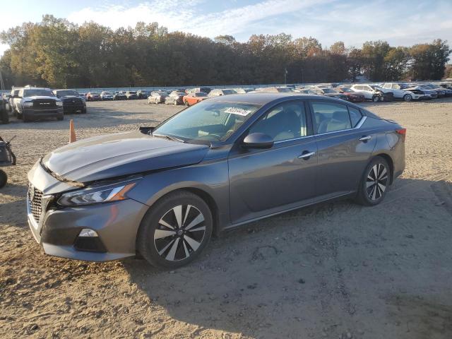 NISSAN ALTIMA SV 2021 with VIN 1N4BL4DV8MN377459 - Photo from auction