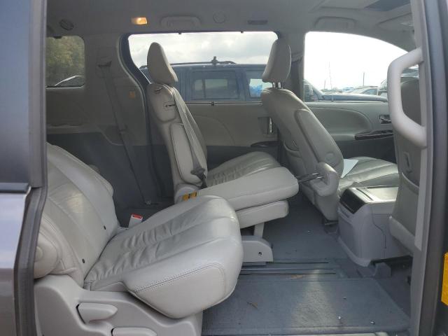 Photo 11 from auction – 2012 TOYOTA SIENNA XLE with VIN 5TDYK3DC3CS231379